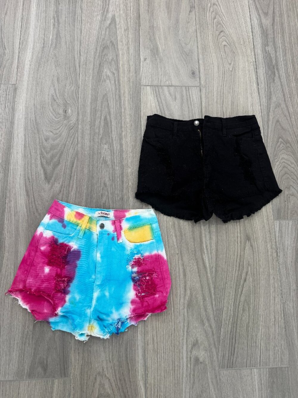 2 Vibrant Jean Shorts